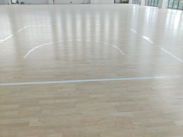 拆裝體育木地板的優(yōu)勢是什么